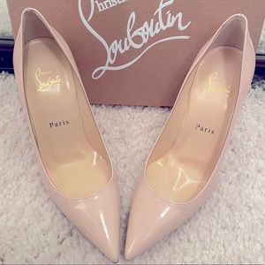 NEVER WORN Louboutin Décolleté 554 Ballerina